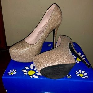 High heels platform